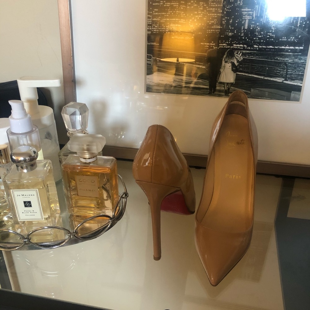 Nude Louboutins